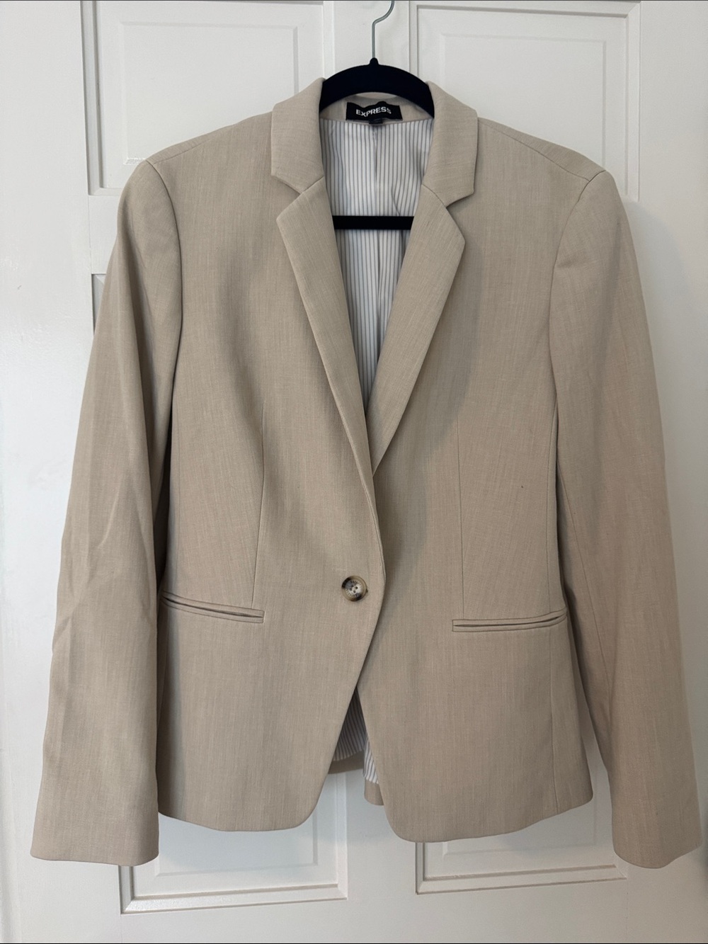 Express Women's Light Beige Single-Button Blazer